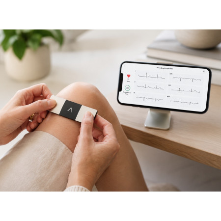 KardiaMobile 6L — osobní EKG s AI | Harrmed Medical